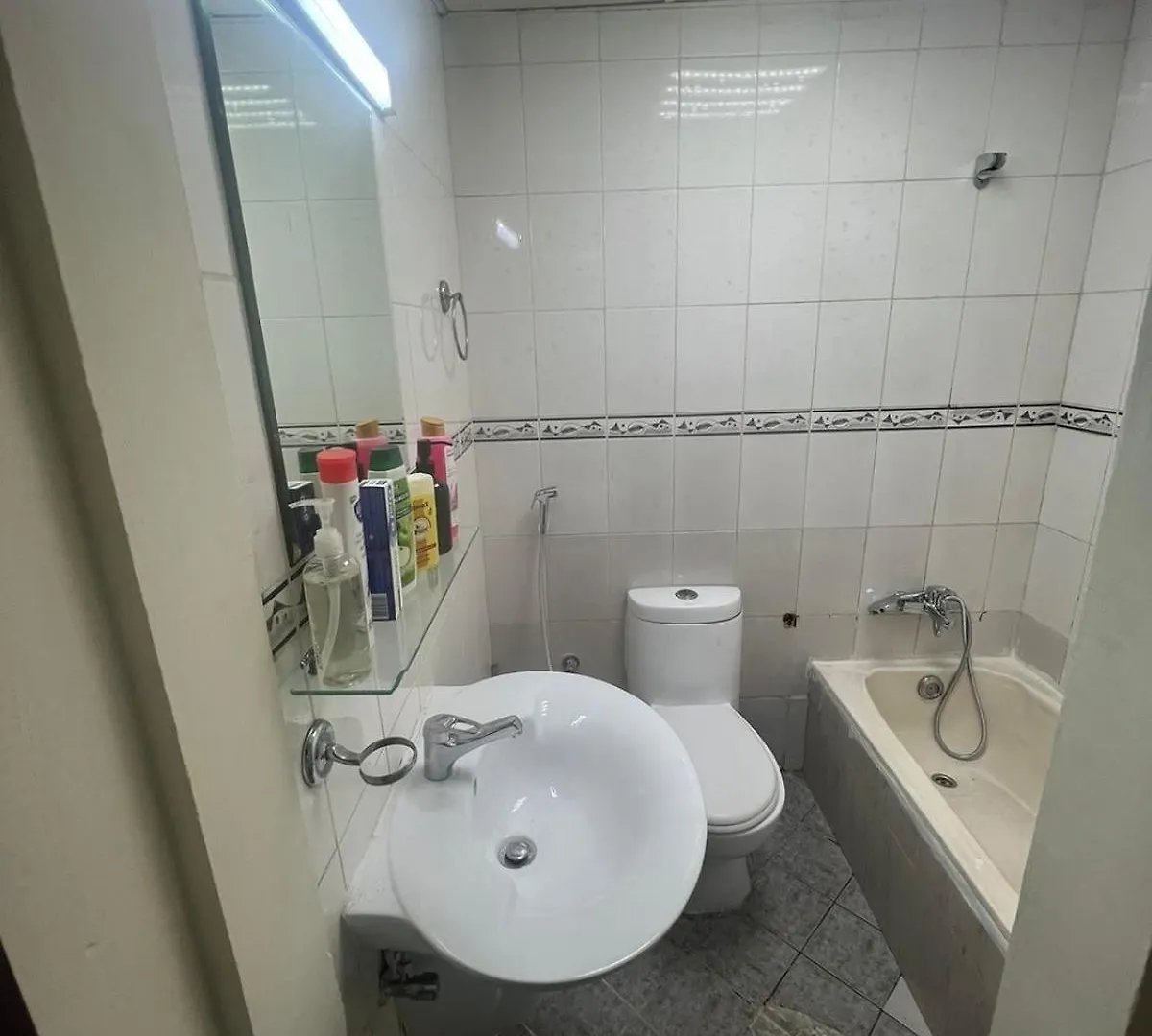 Shj Dxb Sunny Border Hotel Dubai Guest house